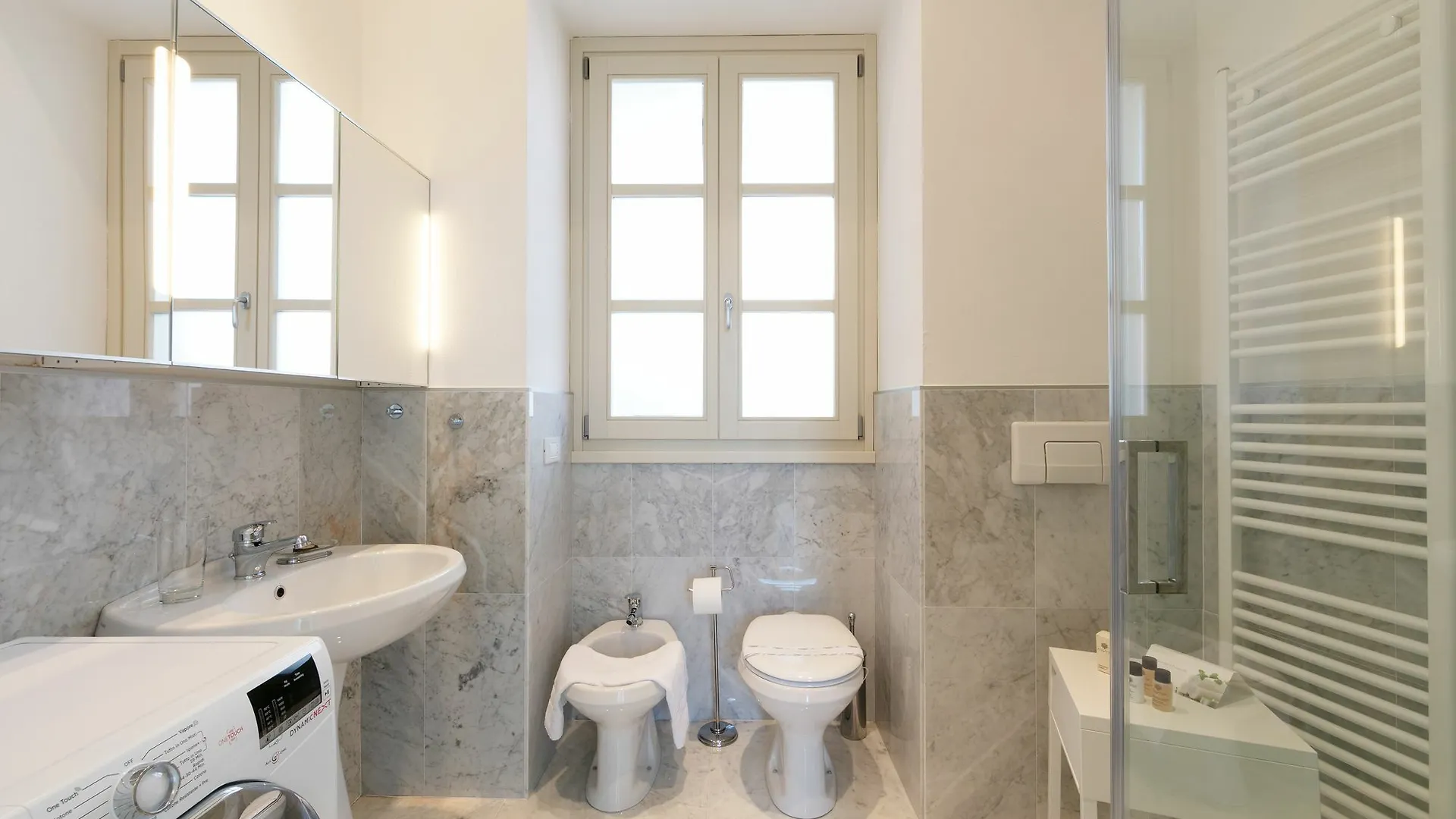 Heart Lake Apartments- Verbania إنترا 0*,